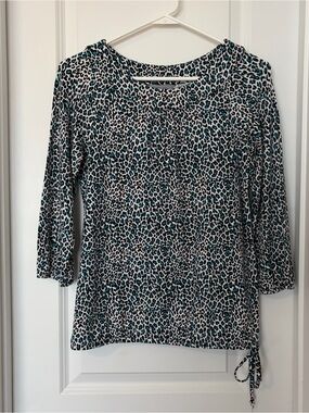 Women’s Teal and Black Leopard-Print Long Sleeve Tee with Side Tie
Size XS